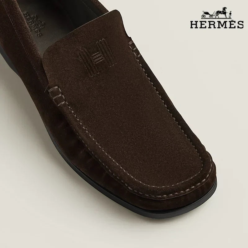 Herm¨¨s Dark Brown Smooth Leather Loafer with Embossed Logo