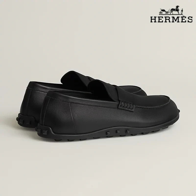 Herm¨¨s Black Smooth Leather Driving Loafer with Studded Sole