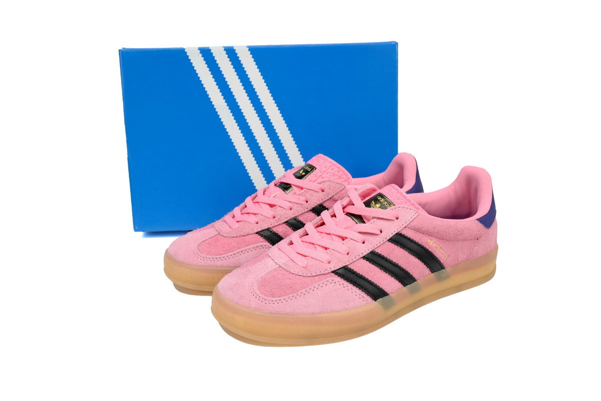Adidas Samba OG ¨C Retro German-Inspired Sneakers