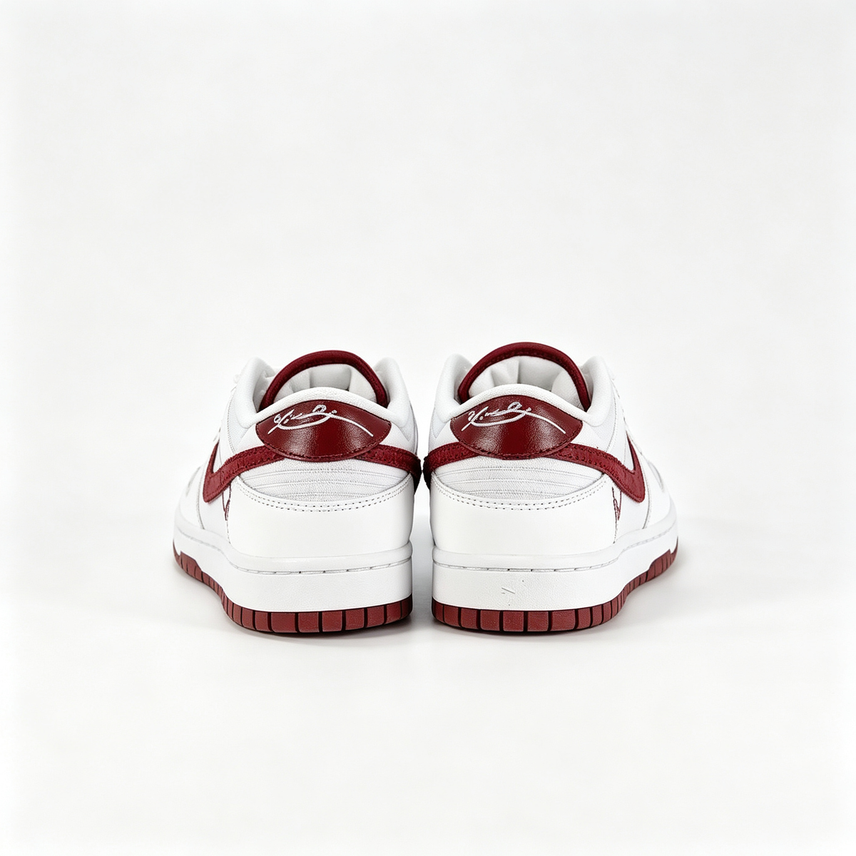 Nike Dunk Low 'White / Team Red' ¨C Suede Swoosh Low-Top Sneakers