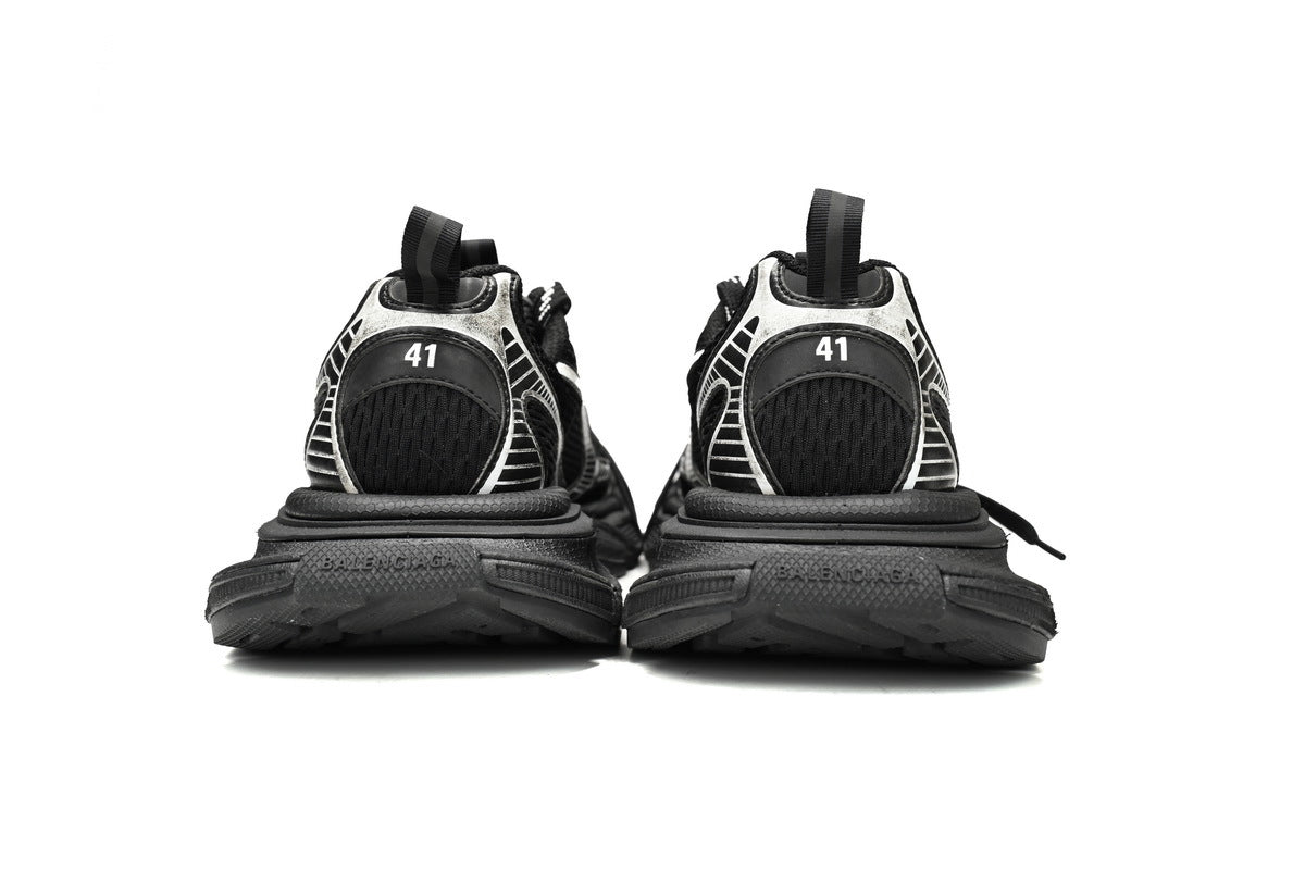 Balenciaga 3XL men's shoes Track Sneaker ¨C Low-Top Chunky Sole  balenciaga runners  Black and White