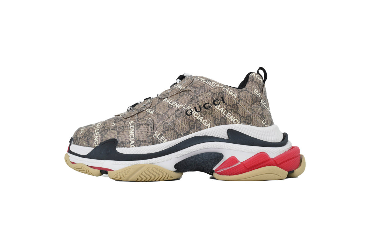 Balenciaga men's shoes Track Sneaker Triple S Sneakers   balenciaga runners