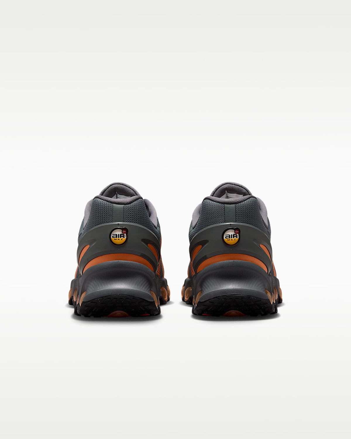Nike Air Max DN Roam ¨C Grey / Orange Mesh Athletic Sneakers