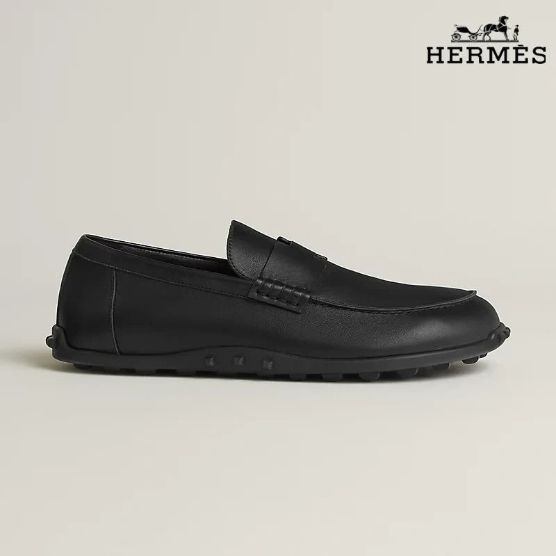 Herm¨¨s Black Smooth Leather Driving Loafer with Studded Sole
