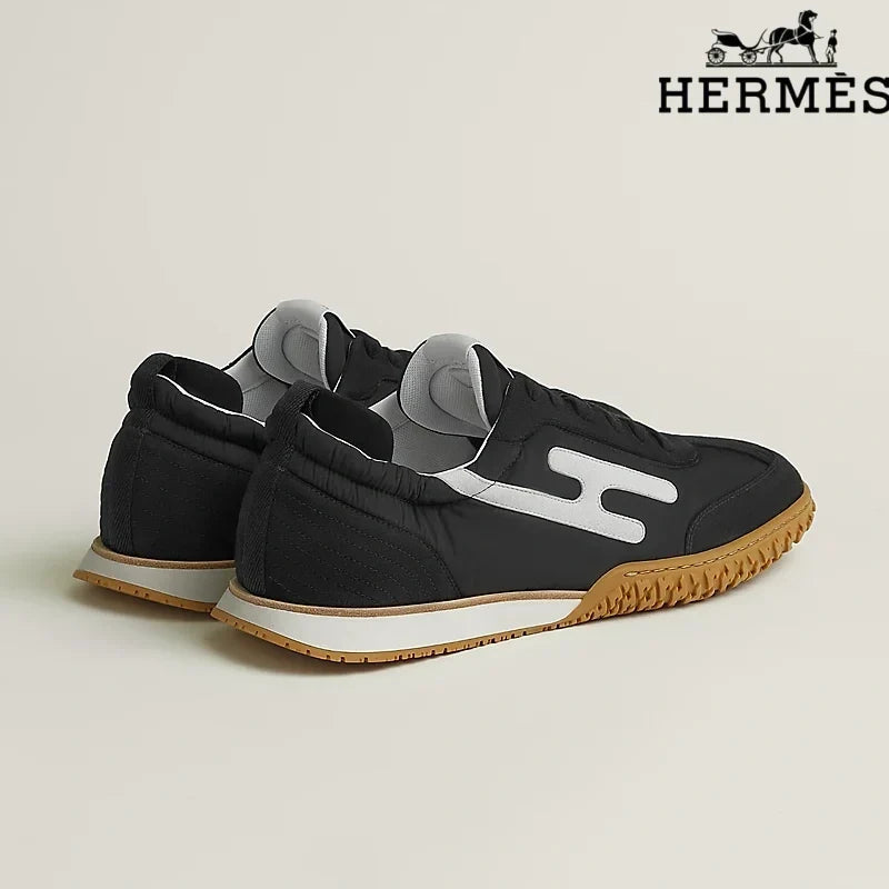Herm¨¨s Black Fabric Sneakers with White H-Logo
