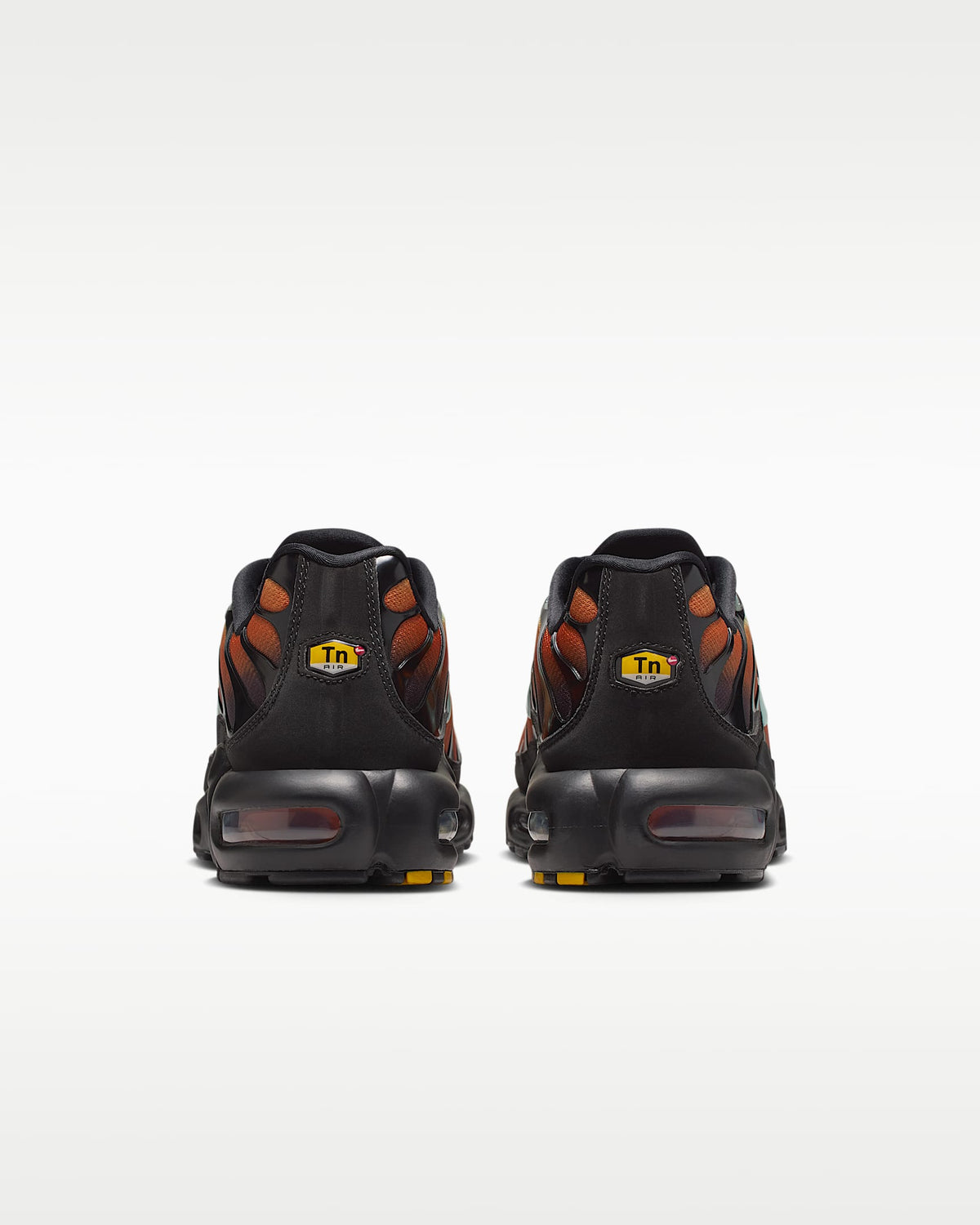 Nike Air Max Plus ¨C Black/Tiffany Blue/Orange Gradient Sneaker