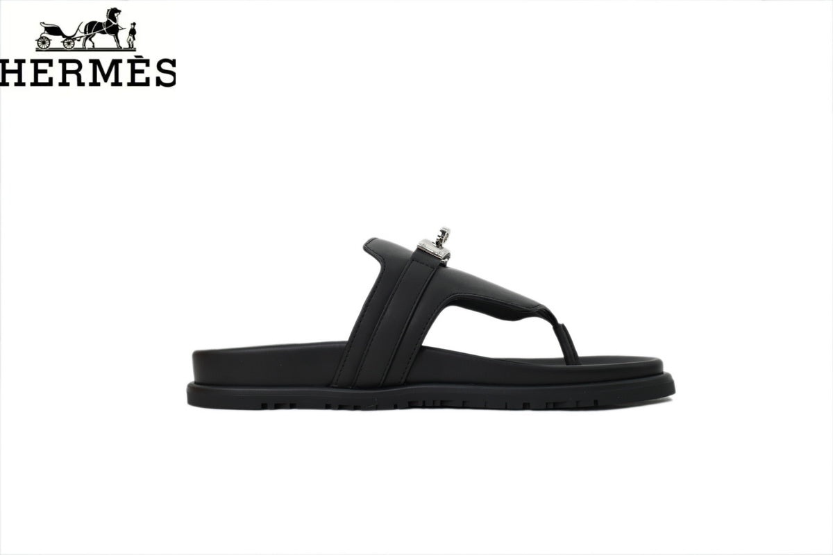 Herm¨¨s Black Leather Flip-Flop Slide with Metal Buckle