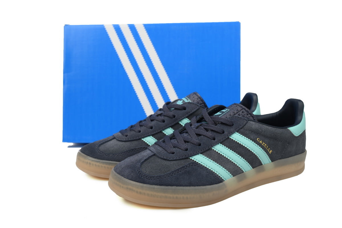 adidas samba  women's shoes  men's samba sneakers adidas samba  OG ¨C Retro German-Inspired Sneakers