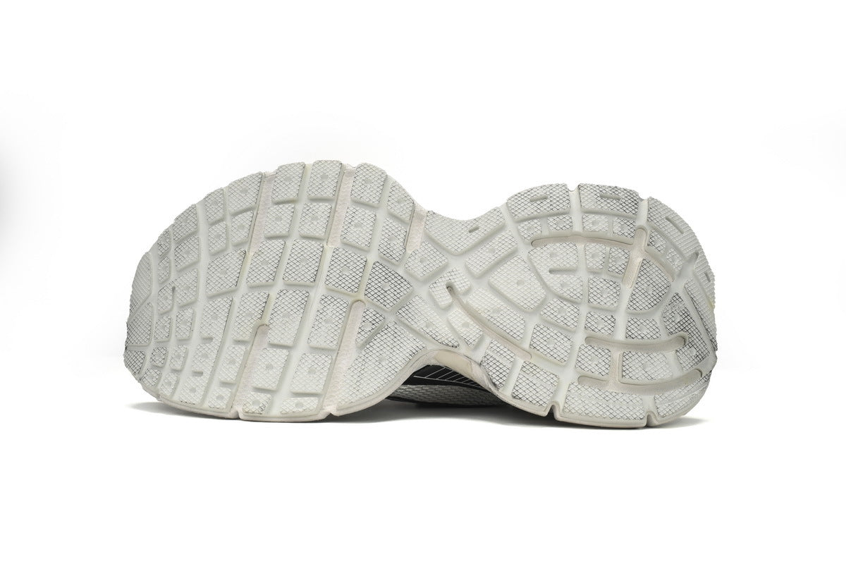 Balenciaga 3XL men's shoes Track Sneaker ¨C Low-Top Chunky Sole balenciaga runners Golden Champagne