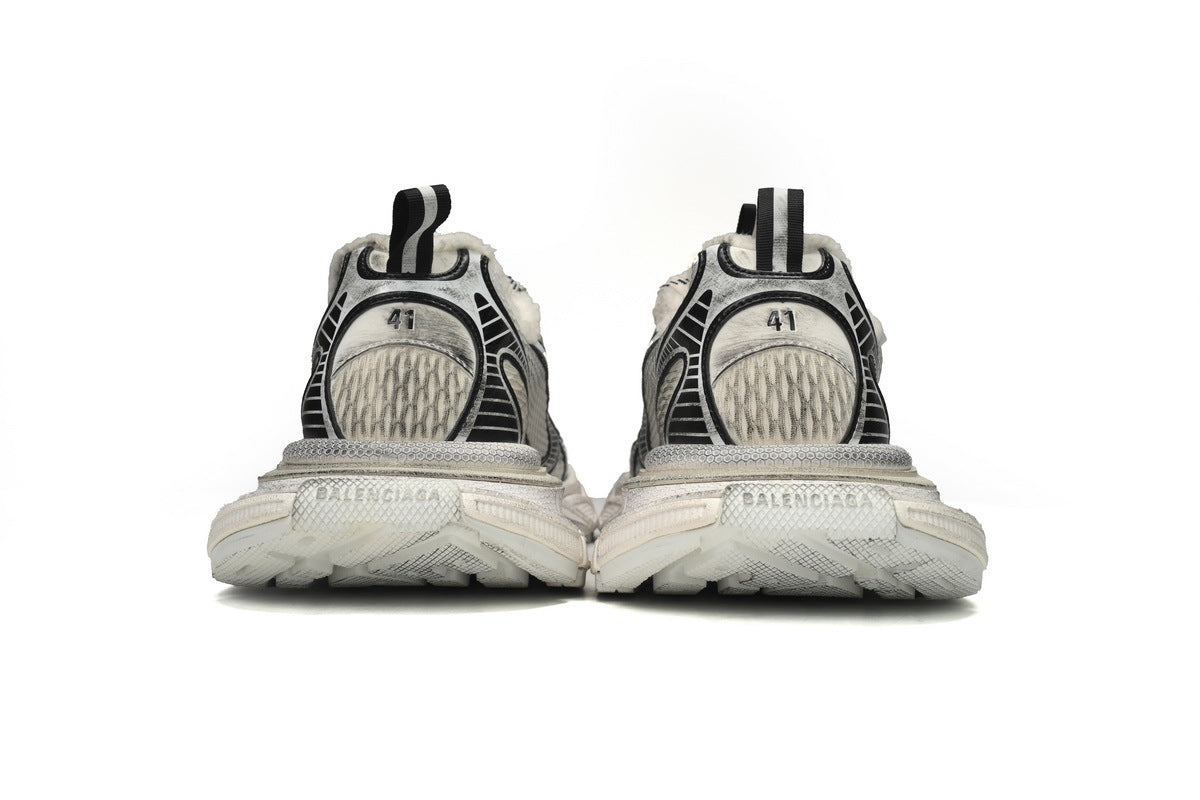 Balenciaga 3XL men's shoes Track Sneaker ¨C Low-Top Chunky Sole balenciaga runners Golden Champagne