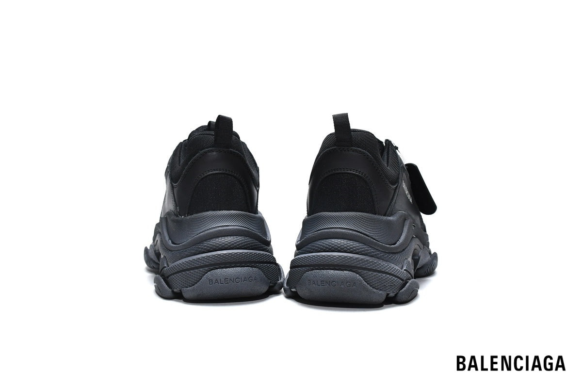Balenciaga Triple S men's shoes  women sneakers ¨C Triple Black