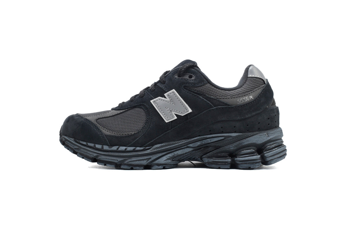 New Balance 2002R Women's & Men's Black & Charcoal Retro Sneakers